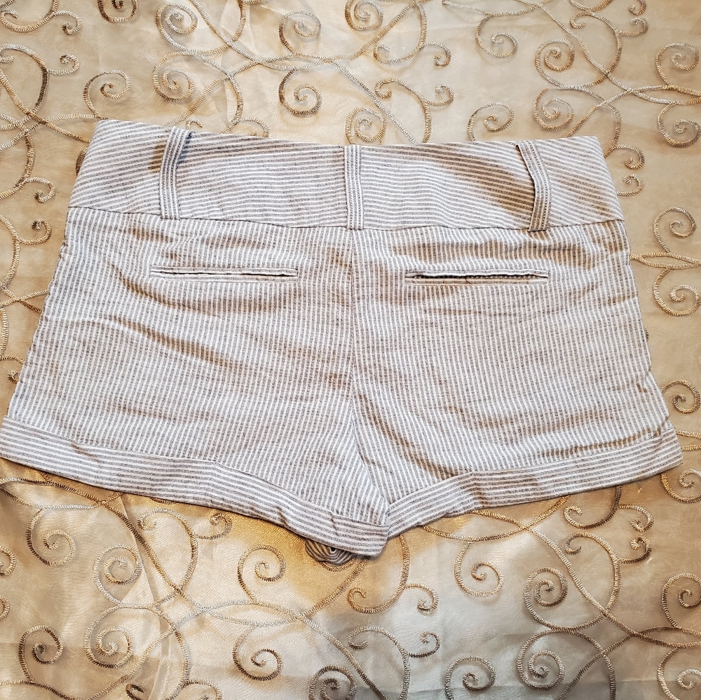 Charlotte Russe Striped Shorts - Picture 2 of 6